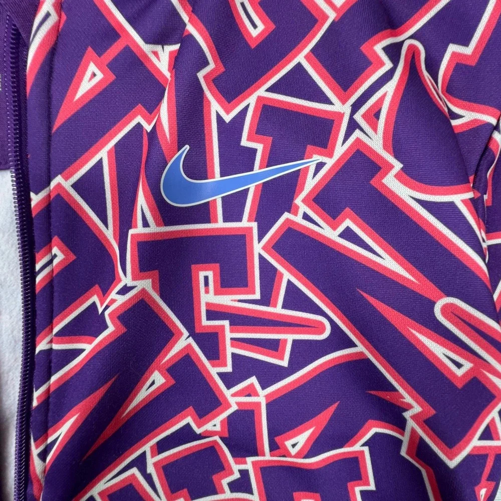 Nike command attention
